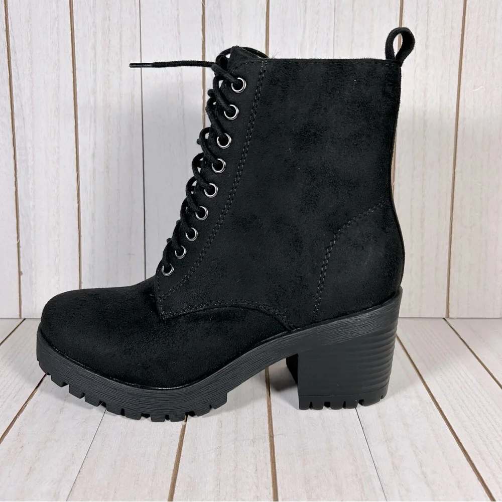 WOMEN'S BOOTS (FUZZY-S) - Picture 2 of 5